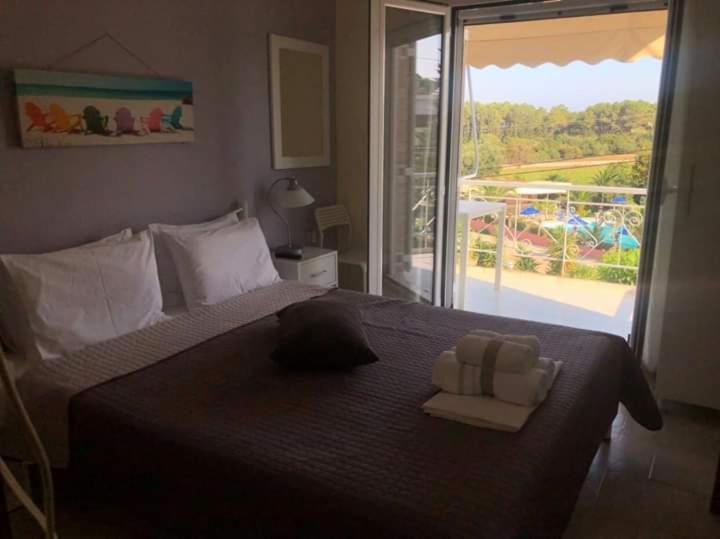 Giota Rooms Arkoudi Exterior photo