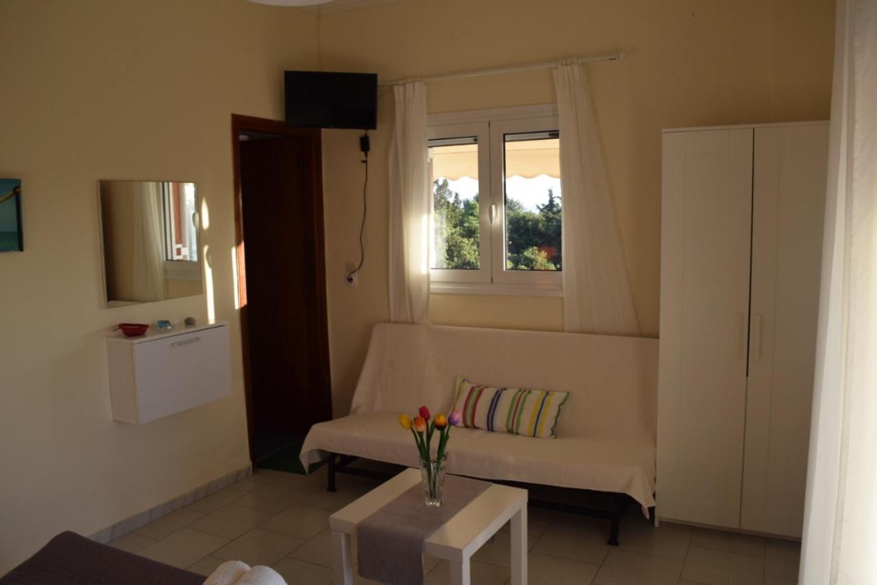 Giota Rooms Arkoudi Exterior photo