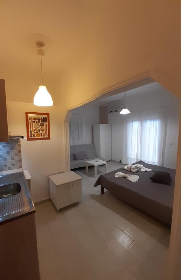 Giota Rooms Arkoudi Exterior photo